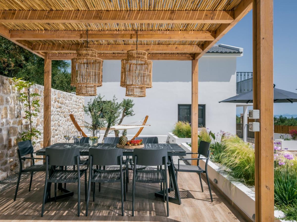 - Heated Pool With Stunning Views, By Zantewize Vila